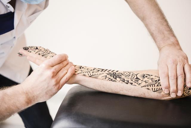 Dynamic taping Ruiselede Groepspraktijk In Balans